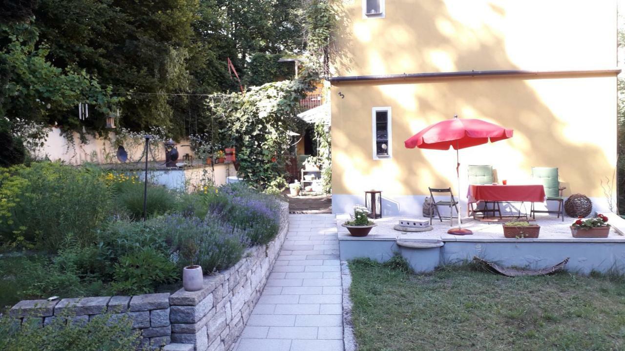 Apartment Zentrumsnahe Dachwohnung In Gruener Oase Lauf an der Pegnitz