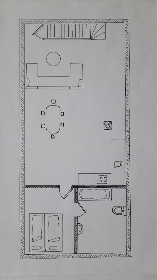 Zentrumsnahe Dachwohnung In Gruener Oase